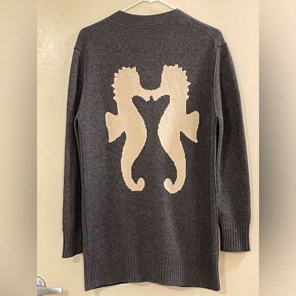SEATON Cashmere Seahorse Varsity Cardigan in Gray‎ and White - Picture 3 of 6